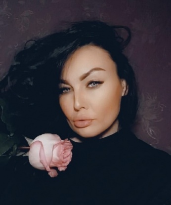 💋 У меня есть опыт, который позволяет мне предложить разнообразные услуги, которые удовлетворят все твои желания. 💦 Я знаю, как доставить тебе настоящее наслаждение и расслабление. 💆♀️
Мои услуги включают классический секс, оральный секс, массаж, ролевые игры и многое другое. 🛌 Я открыта для экспериментов и всегда готова воплотить твои фантазии в реальность. 💫
У меня есть множество положительных отзывов от моих довольных клиентов, которые оценивают мою умелость и профессионализм. 🌟 С моими красивыми фотографиями ты можешь увидеть, насколько я сексуальная и привлекательная. 💃
Живу в Москве, где я предлагаю встретиться с тобой и создать атмосферу страсти и наслаждения. 🌹 Если ты ищешь незабываемо провести время в компании опытной и сексуальной индивидуалки, то тебе стоит позвонить мне прямо сейчас! 📞 Не упусти возможность окунуться в мир наслаждения вместе со мной. 💫🔥 Ира